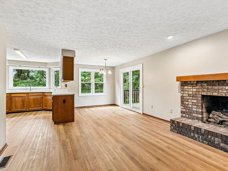 941 Karla Drive, Clinton, OH 44216 Photo 5