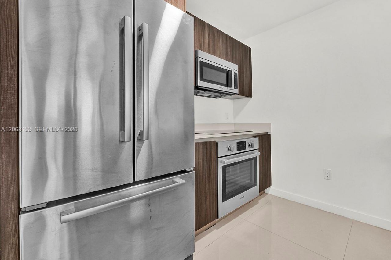 488 NE 18th St, Unit 3105, Miami, FL 33132 Photo