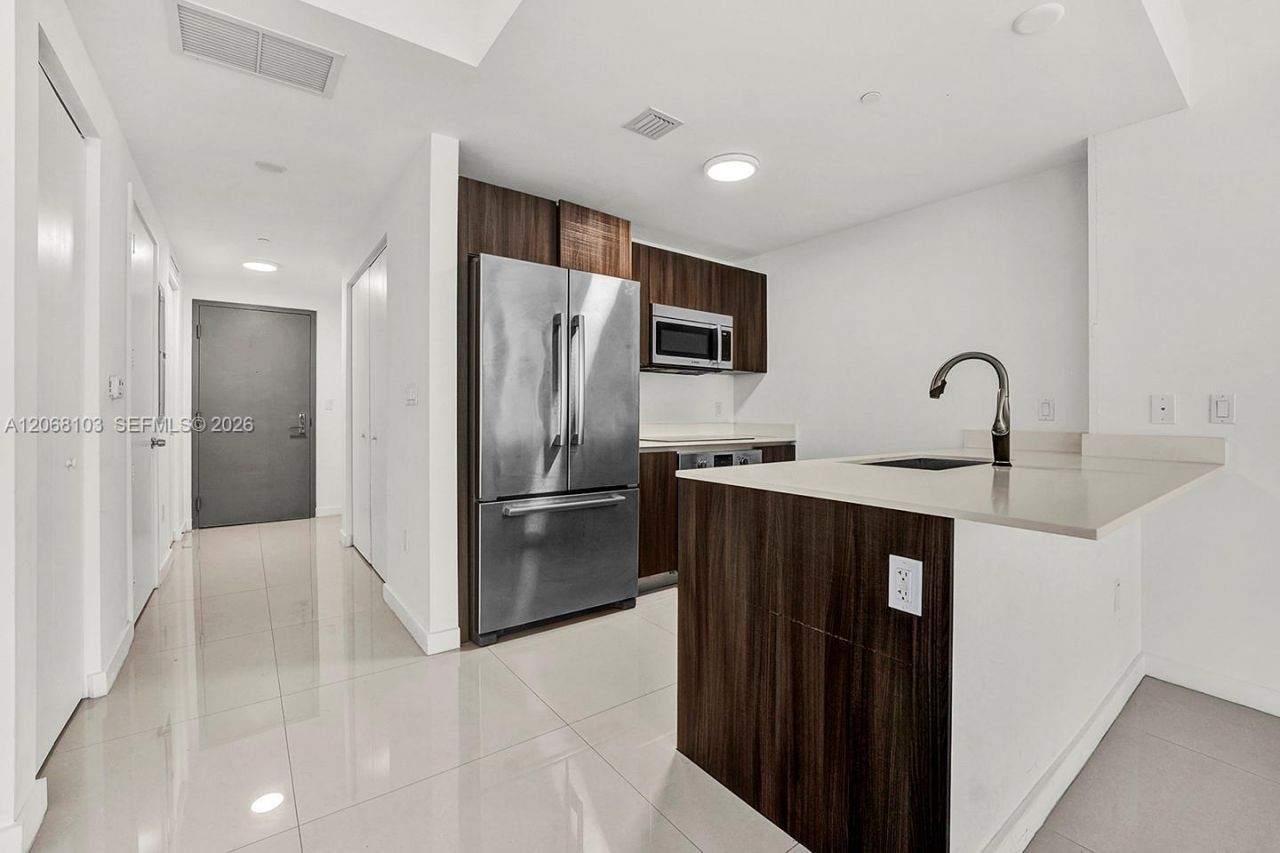 488 NE 18th St, Unit 3105, Miami, FL 33132 Photo
