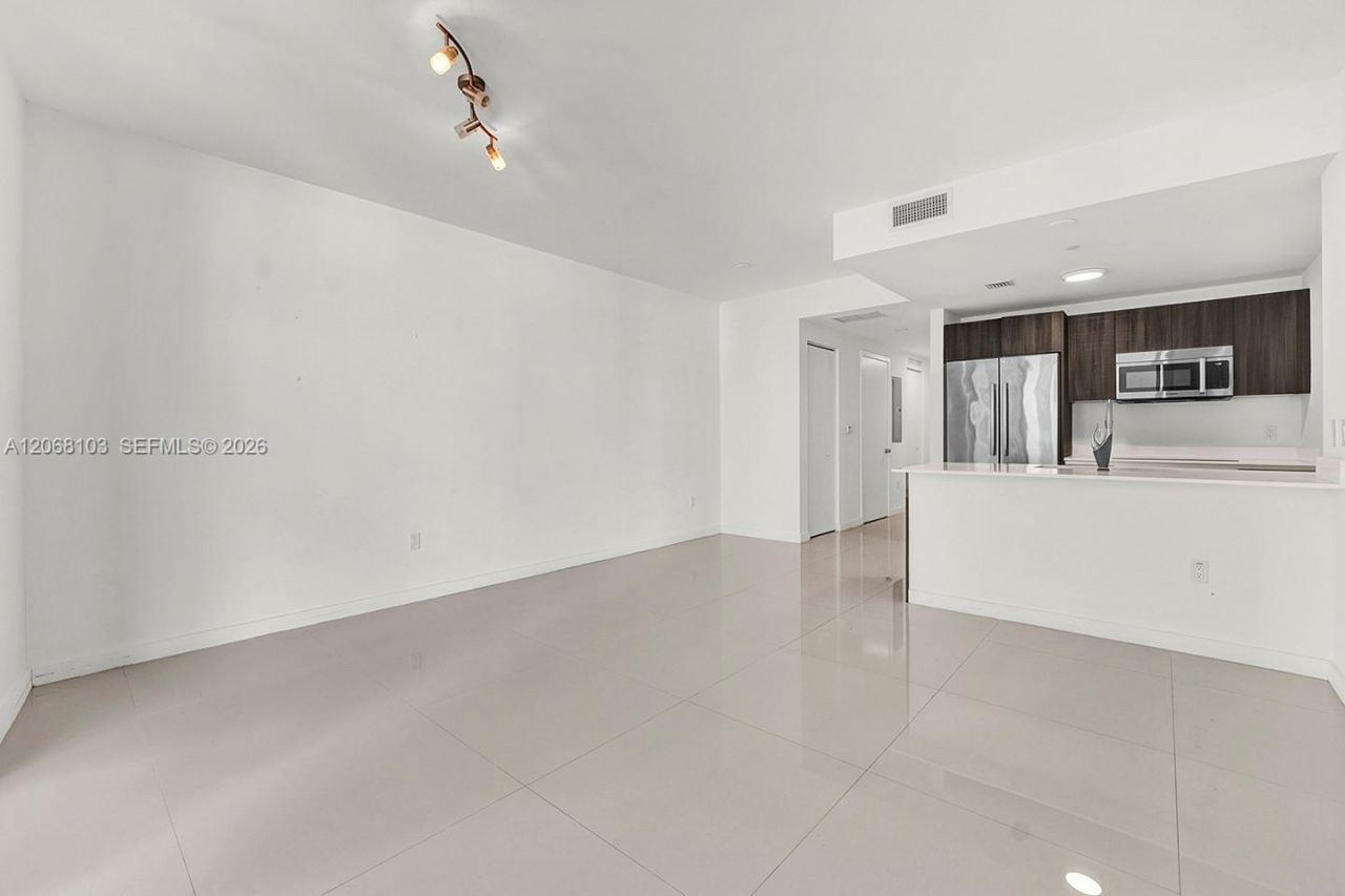 488 NE 18th St, Unit 3105, Miami, FL 33132 Photo