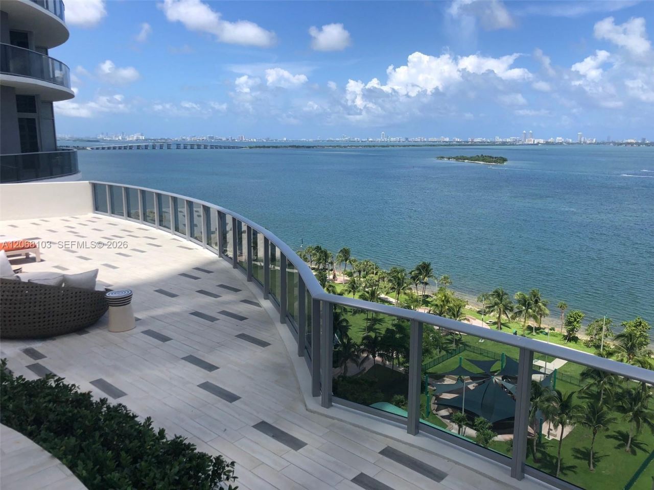 488 NE 18th St, Unit 3105, Miami, FL 33132 Photo