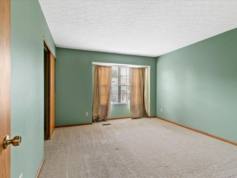 921 Noddymill Lane E, Unit 35E, Columbus, OH 43085 Photo 14
