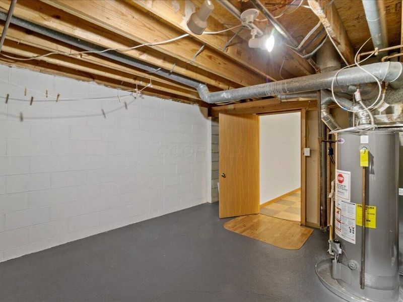 921 Noddymill Lane E, Unit 35E, Columbus, OH 43085 Photo 20