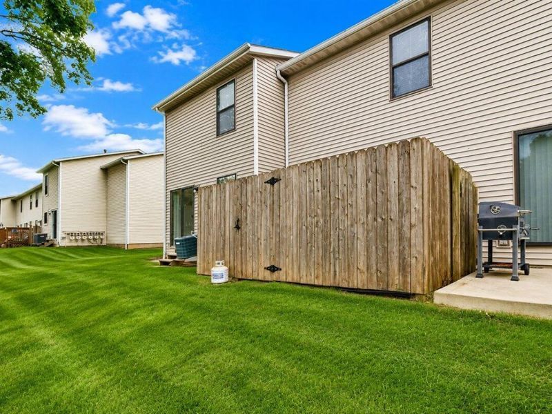 921 Noddymill Lane E, Unit 35E, Columbus, OH 43085 Photo 24