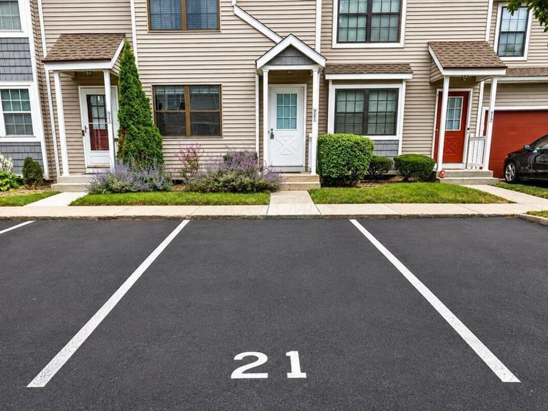 921 Noddymill Lane E, Unit 35E, Columbus, OH 43085 Photo 3