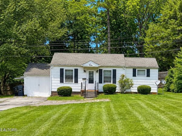 227 Doughty Drive, Knoxville, TN 37918