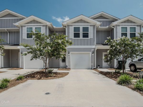 1749 Jakes Drive , Panama City, FL 32405