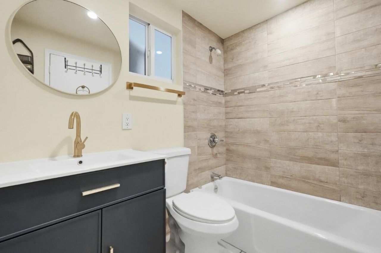 309 SW 7th Court, Hallandale Beach, FL 33009 Photo