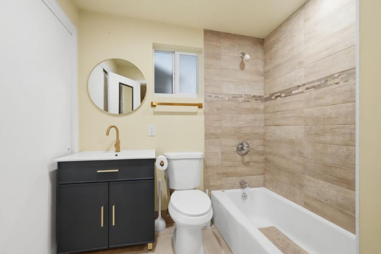 309 SW 7th Court, Hallandale Beach, FL 33009 Photo