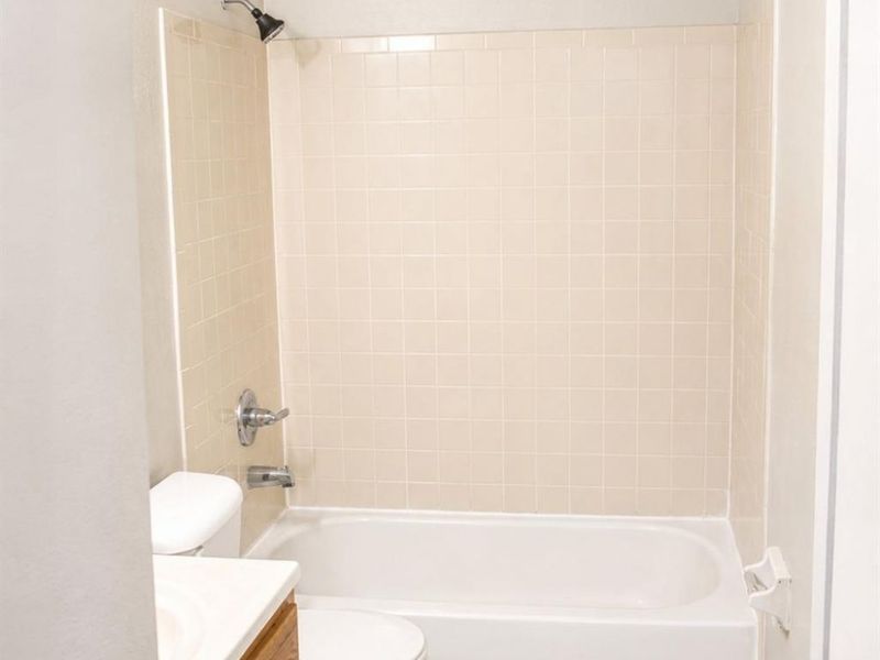 660 Straight Street, Cincinnati, OH 45219 Photo 9