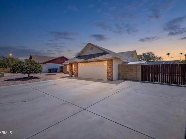 665 S WINDSOR, Mesa, AZ 85204