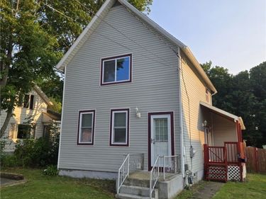 51 Burgess Street, Silver Creek, NY 14136