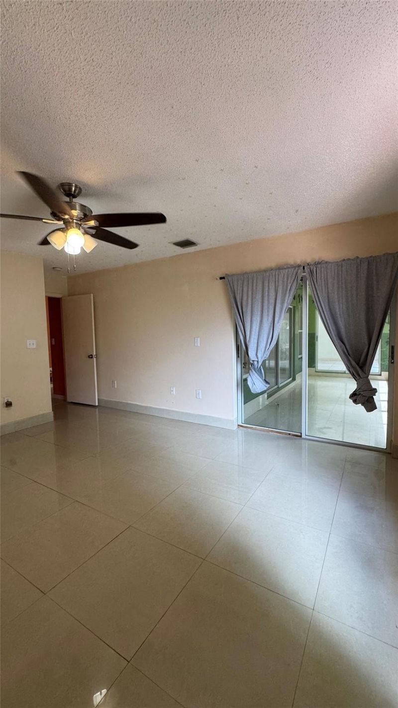 14332 SW 163rd Street, Miami, FL 33177 Photo