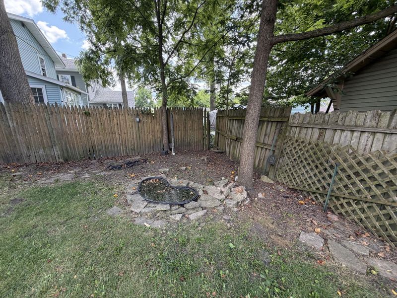 212 E Spring Avenue, Bellefontaine, OH 43311 Photo 8