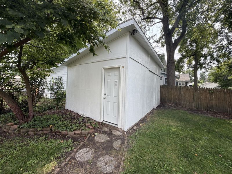 212 E Spring Avenue, Bellefontaine, OH 43311 Photo 9