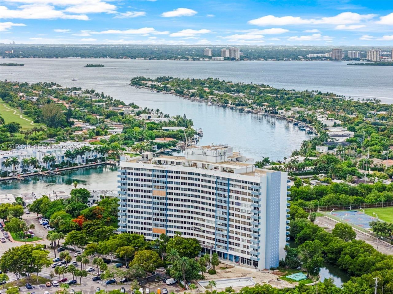 7441 Wayne Ave, Unit 3H, Miami Beach, FL 33141 Photo