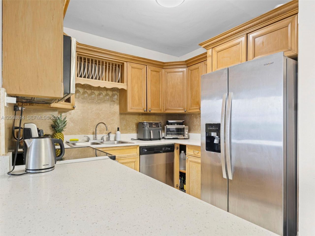 7441 Wayne Ave, Unit 3H, Miami Beach, FL 33141 Photo