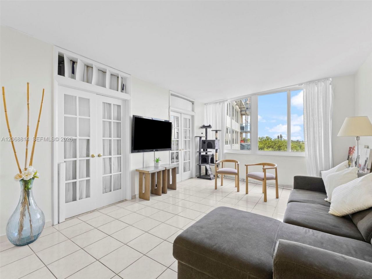 7441 Wayne Ave, Unit 3H, Miami Beach, FL 33141 Photo