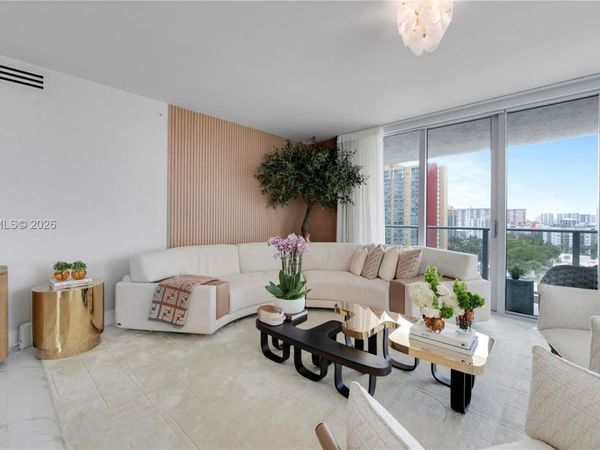 330 Sunny Isles Blvd, Unit 5-1107, Sunny Isles Beach, FL 33160