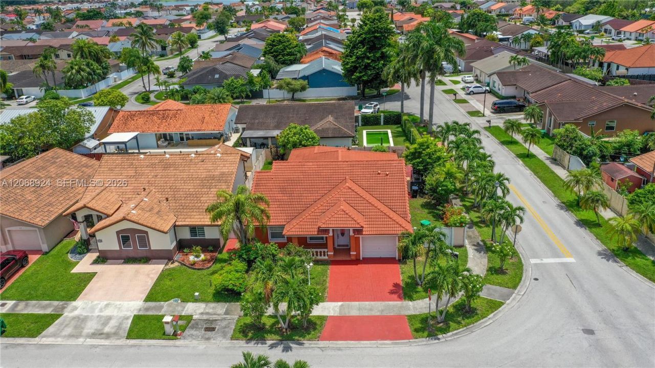 901 NW 128th Pl, Miami, FL 33182 Photo