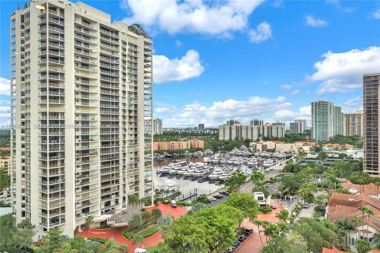 19355 Turnberry Way, Unit 14D, Aventura, FL 33180 Photo