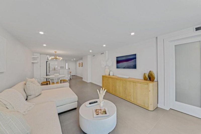 765 Jeffery Street, Unit 1-101, Boca Raton, FL 33487 Photo