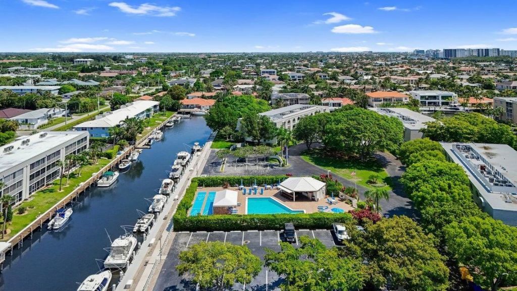 765 Jeffery Street, Unit 1-101, Boca Raton, FL 33487 Photo