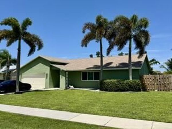 6120 Silver Oak Drive, Lake Worth, FL 33467