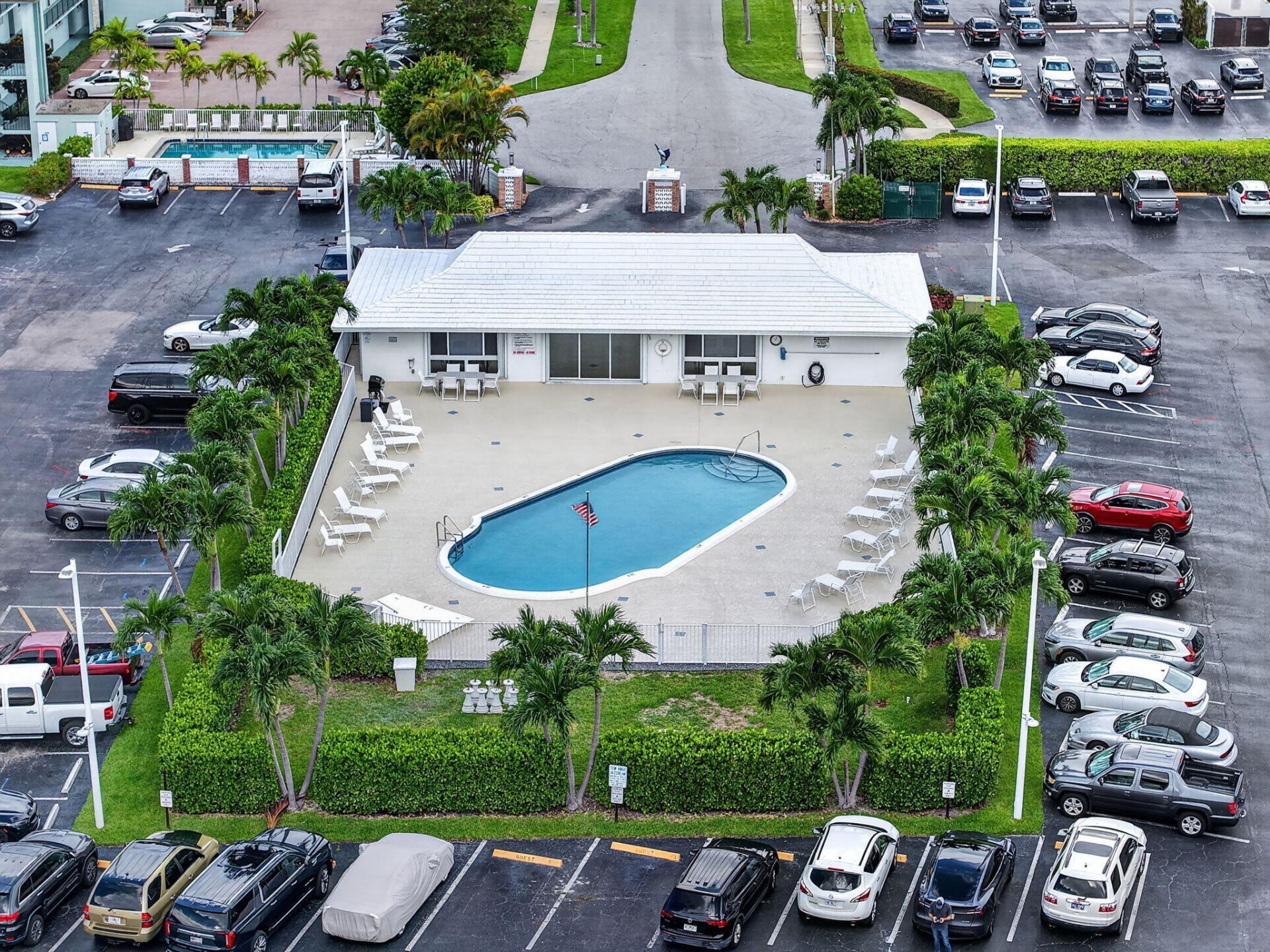 100 Shore Court, Unit 311, North Palm Beach, FL 33408 Photo