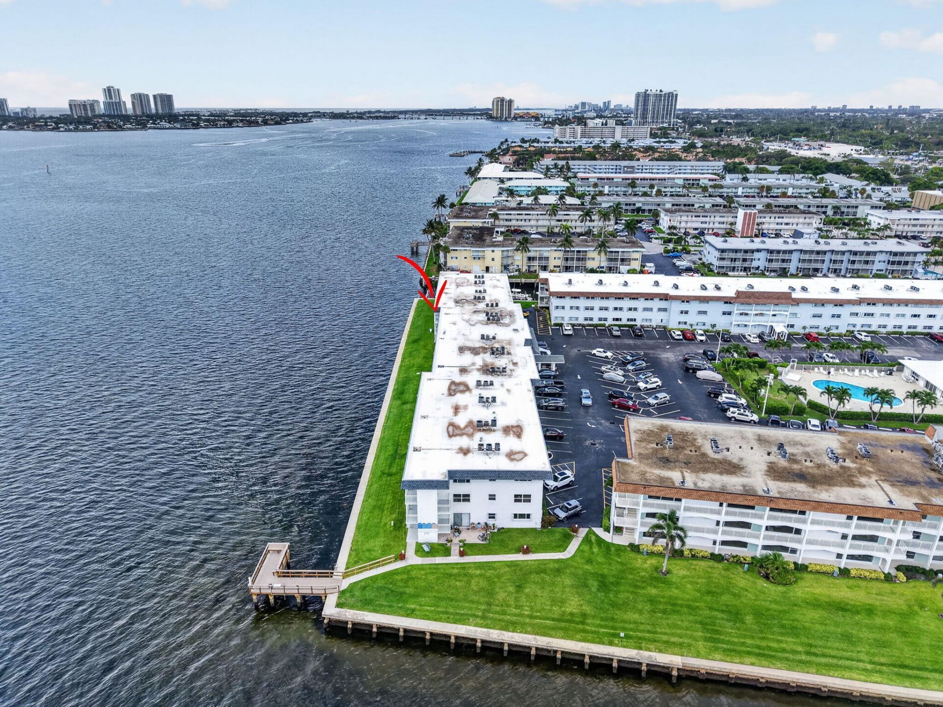 100 Shore Court, Unit 311, North Palm Beach, FL 33408 Photo