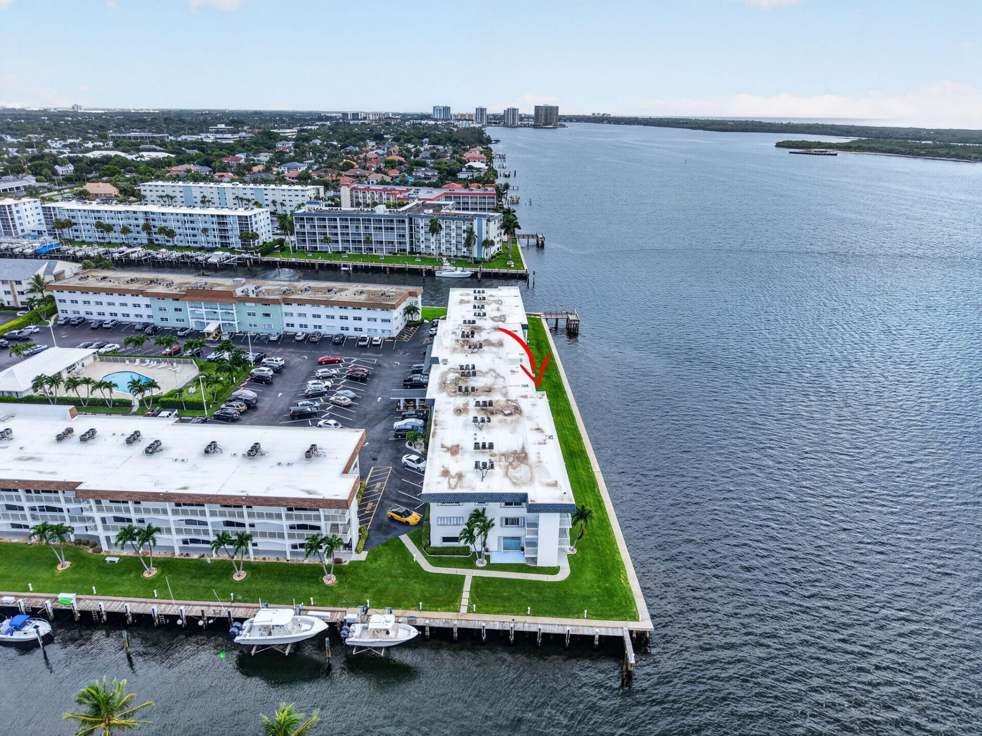 100 Shore Court, Unit 311, North Palm Beach, FL 33408 Photo