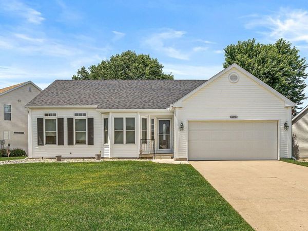 23075 Allerton Drive, South Bend, IN 46628