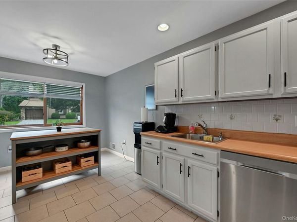 255 Heritage Lane, Monroe, NY 10950