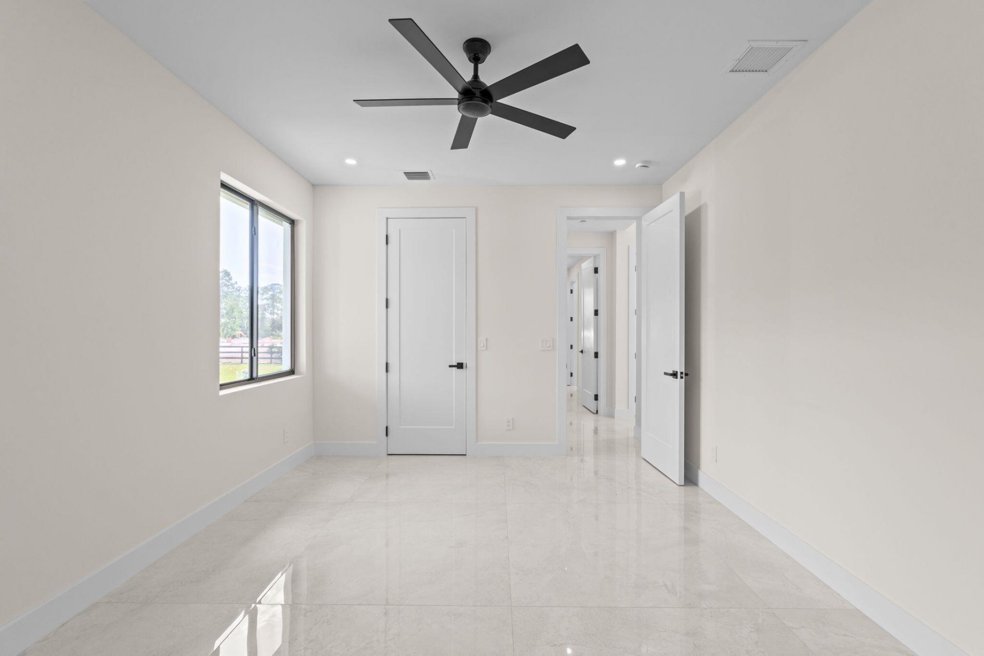 16024 84th Court N, The Acreage, FL 33470 Photo