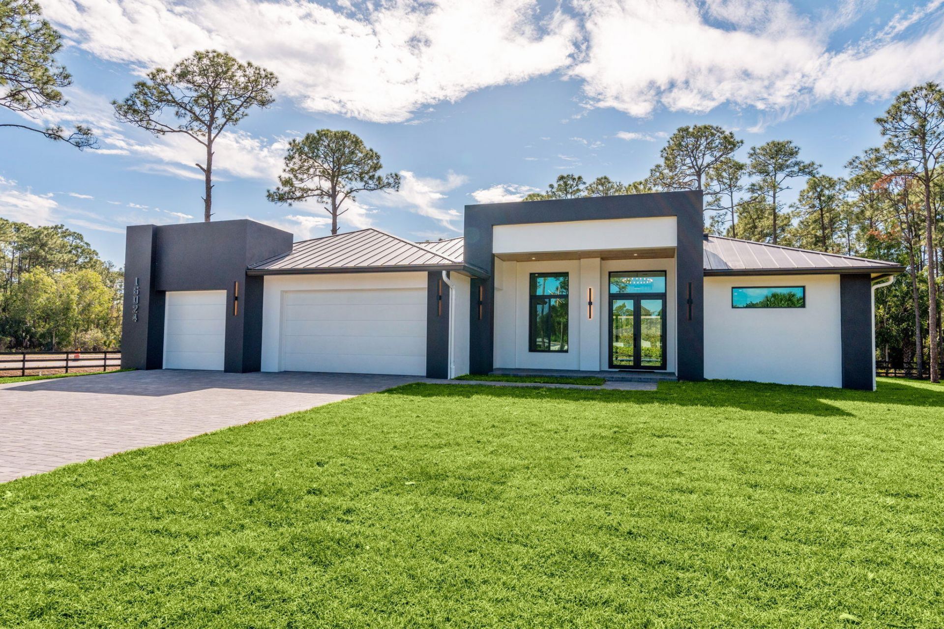 16024 84th Court N, The Acreage, FL 33470 Photo