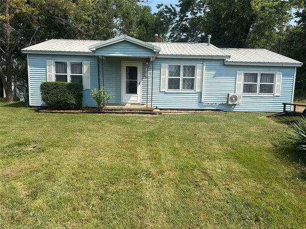 205 3rd Street , Warner, OK 74469