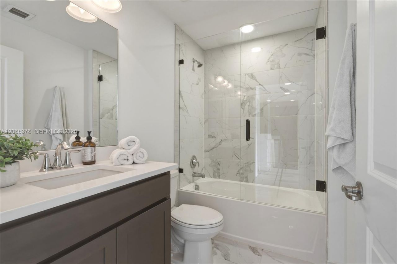 3545 NW 1st St, Pompano Beach, FL 33069 Photo