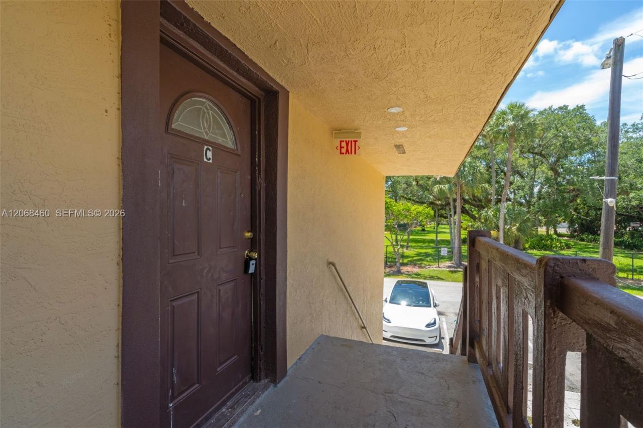 632 SW 16th Ave , Unit D, Fort Lauderdale, FL 33312 Photo