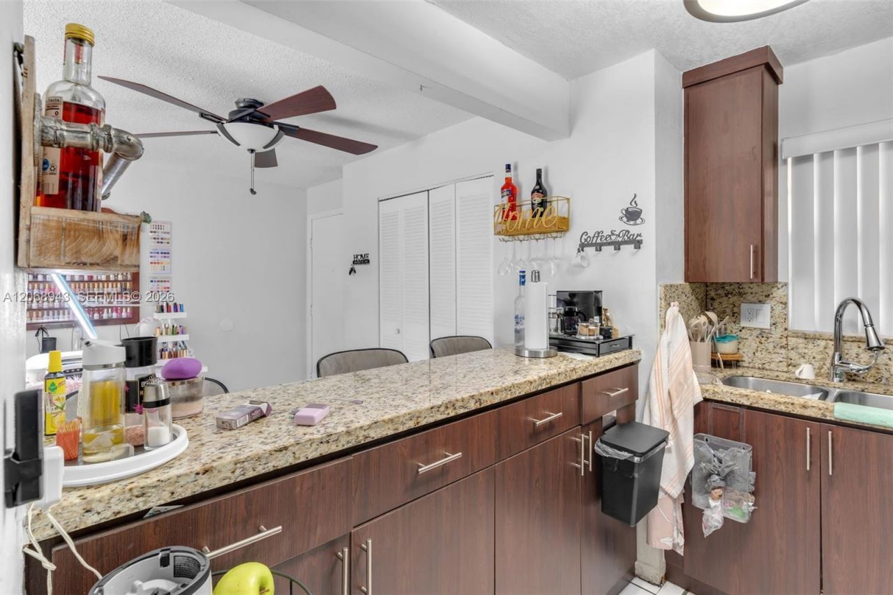 8895 Fontainebleau Blvd , Unit 207, Miami, FL 33172 Photo