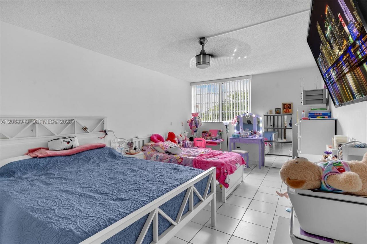8895 Fontainebleau Blvd , Unit 207, Miami, FL 33172 Photo