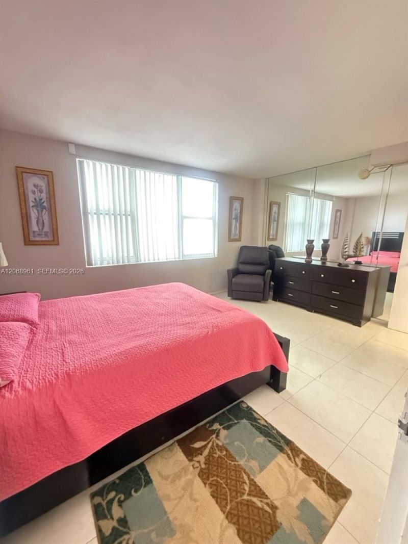 9195 Collins Ave, Unit 512, Surfside, FL 33154 Photo