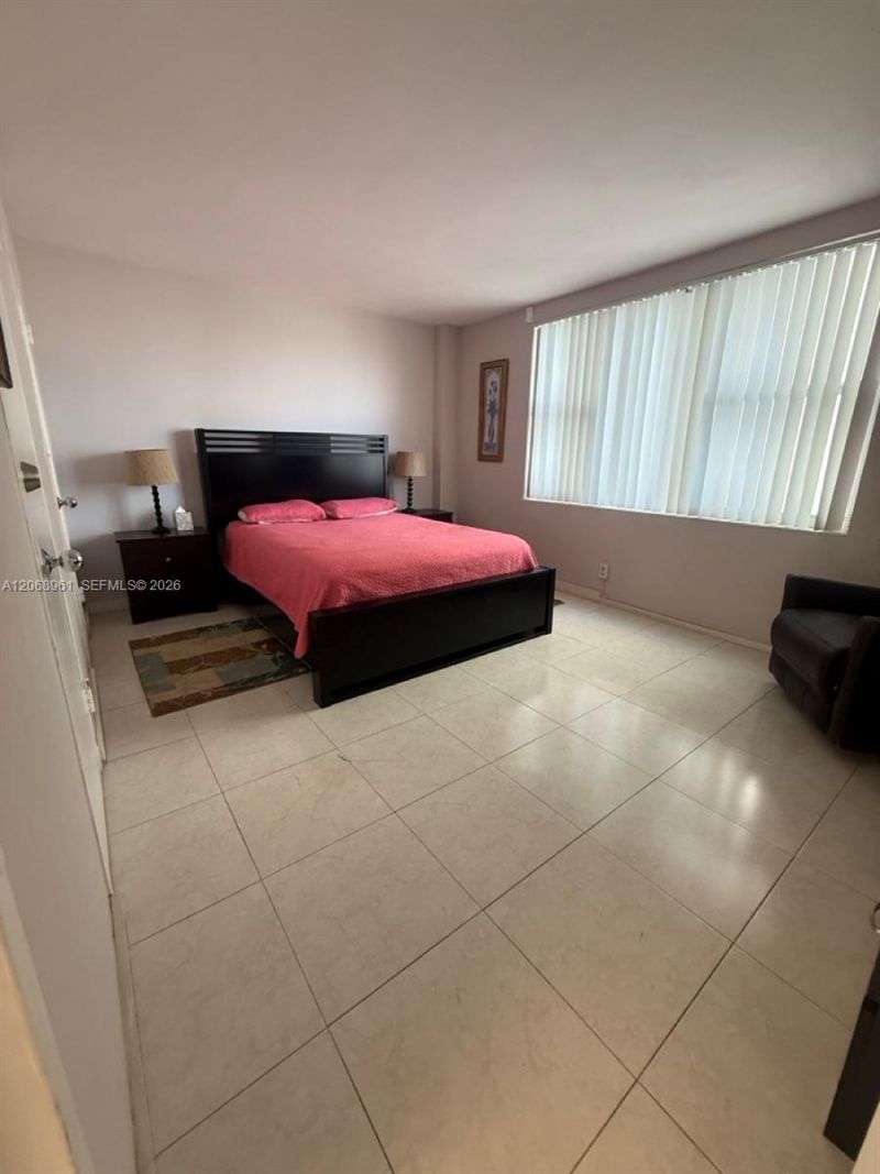 9195 Collins Ave, Unit 512, Surfside, FL 33154 Photo
