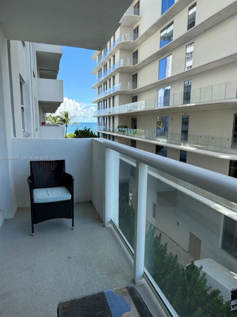9195 Collins Ave, Unit 512, Surfside, FL 33154 Photo