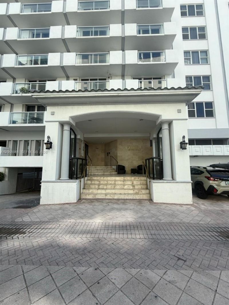 9195 Collins Ave, Unit 512, Surfside, FL 33154 Photo