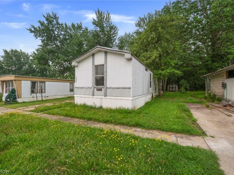 10938 Leader Road, Chardon, OH 44024 Photo 14