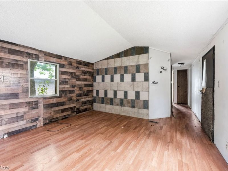 10938 Leader Road, Chardon, OH 44024 Photo 9