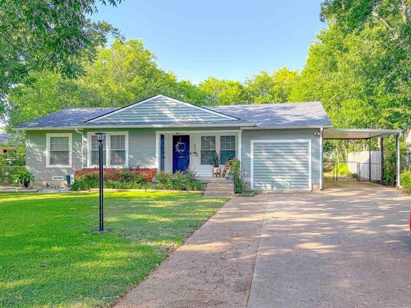 602 Richmond Lane, Waxahachie, TX 75165