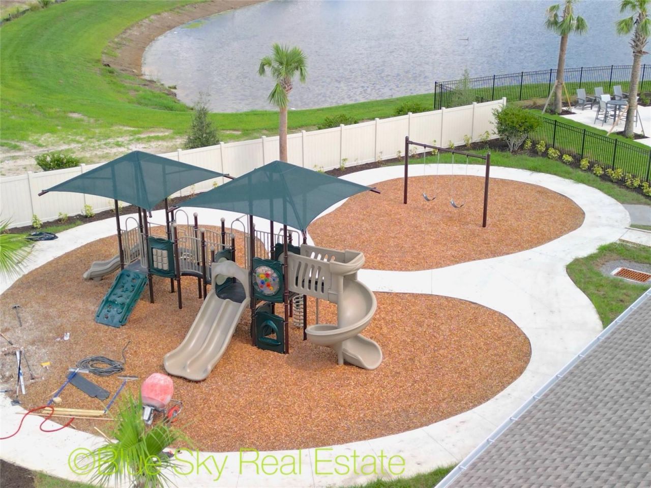 9532 Sandy Bluffs Circle , Parrish, FL 34219 Photo