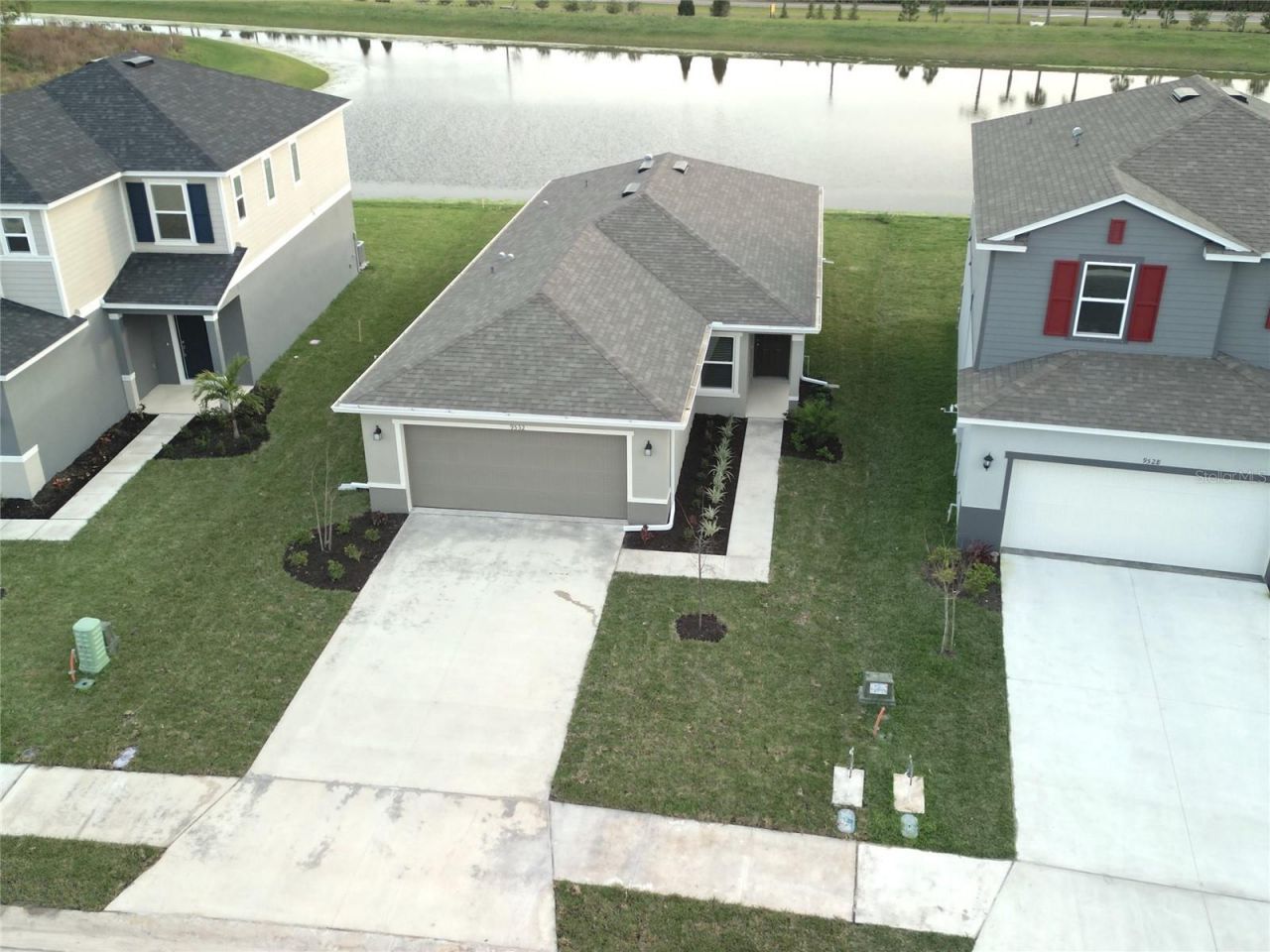 9532 Sandy Bluffs Circle , Parrish, FL 34219 Photo