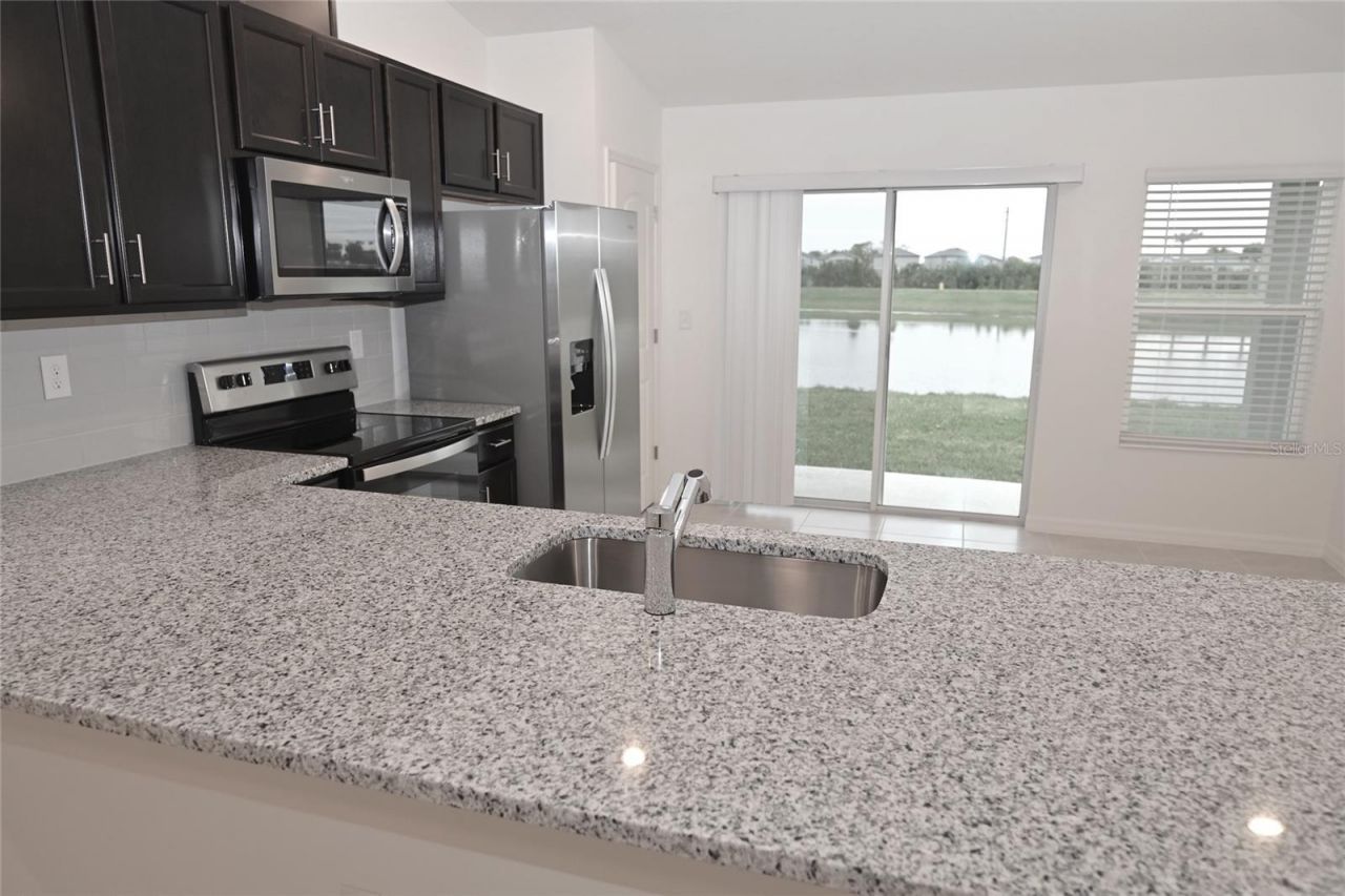 9532 Sandy Bluffs Circle , Parrish, FL 34219 Photo